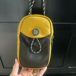 lululemon athletica Mustard and Black Belt Bag